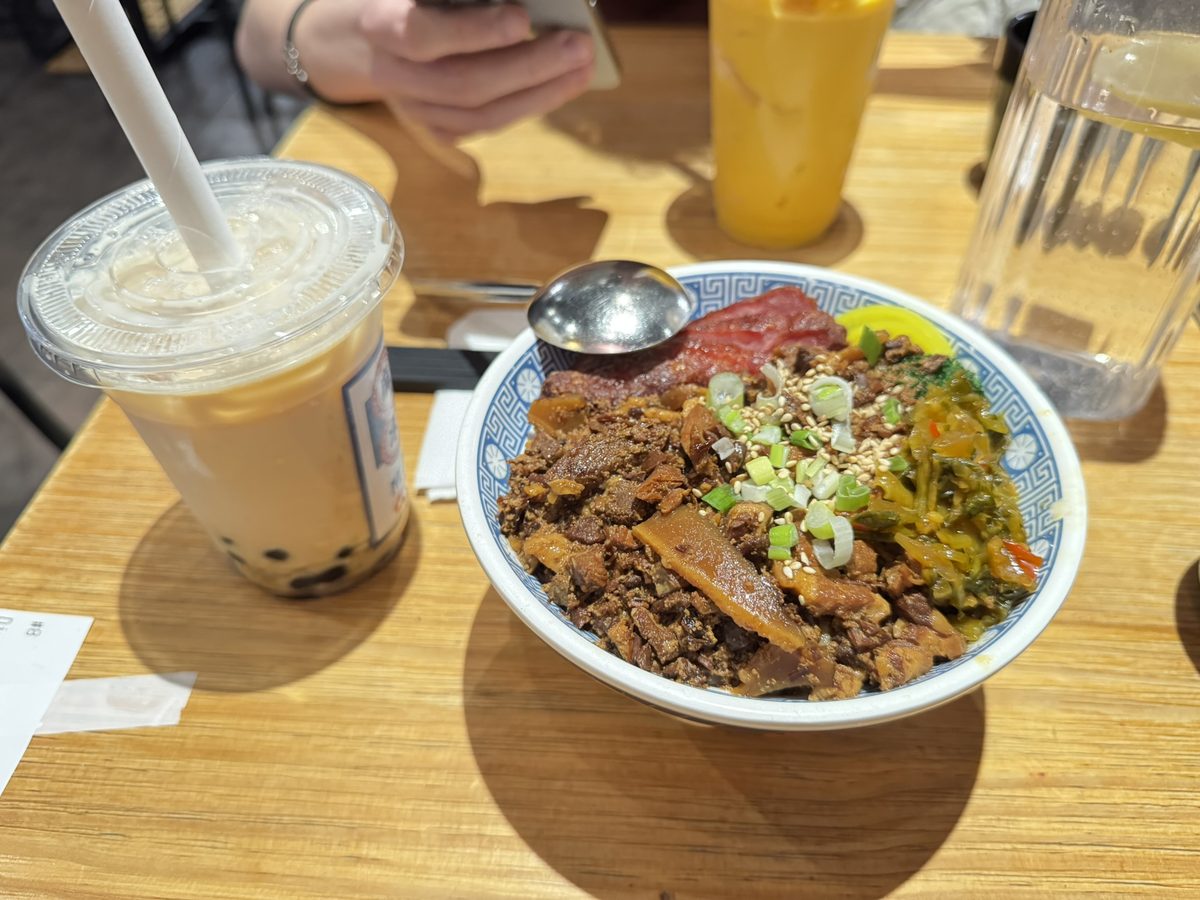 Food gallery photo 25 of 37