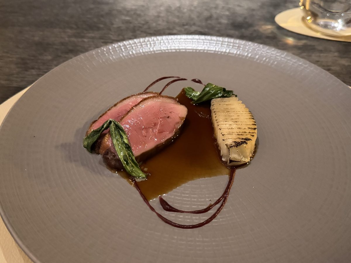 Food gallery photo 13 of 37